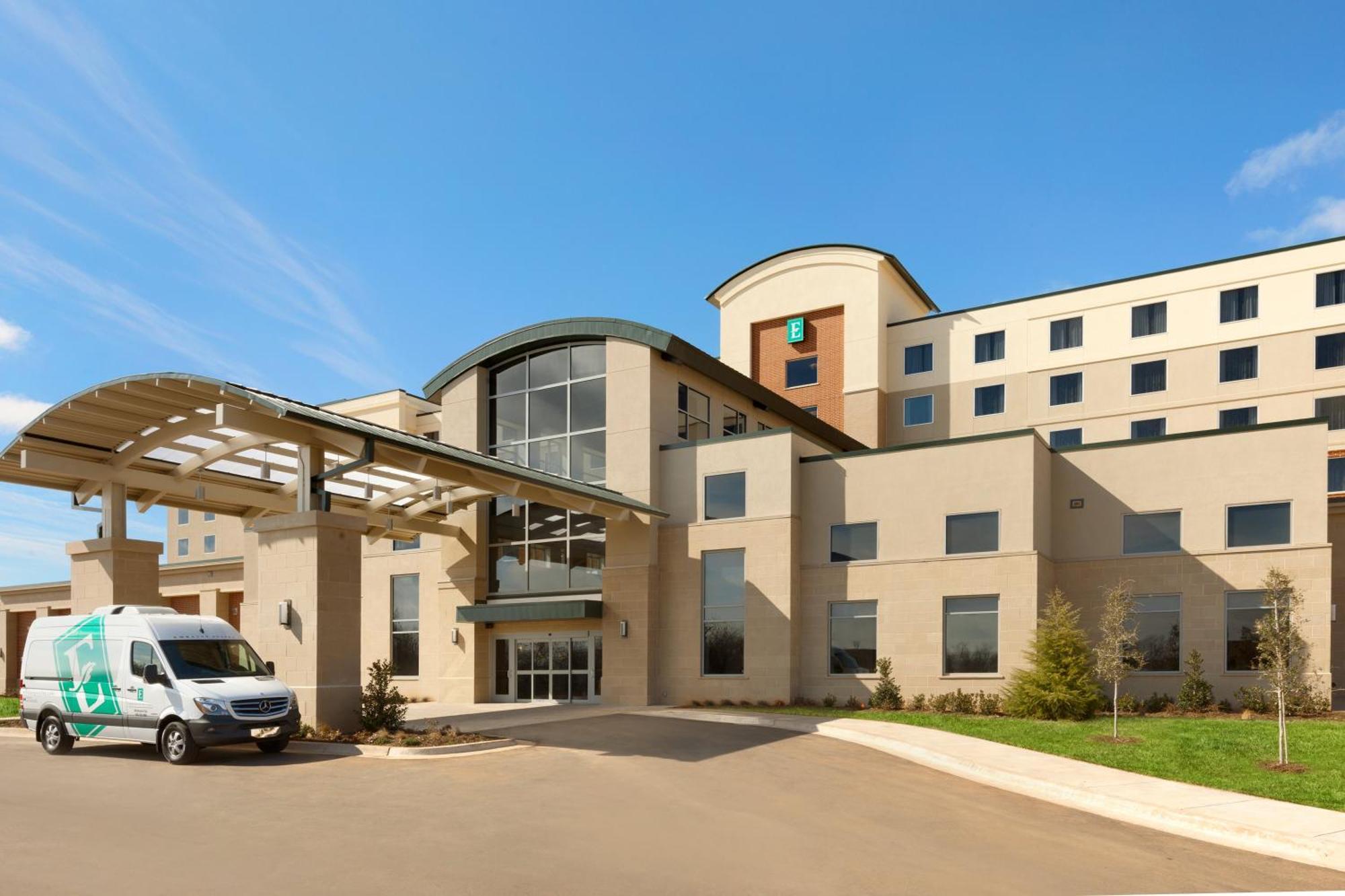 Embassy Suites Oklahoma City Downtown/Medical Center Екстериор снимка