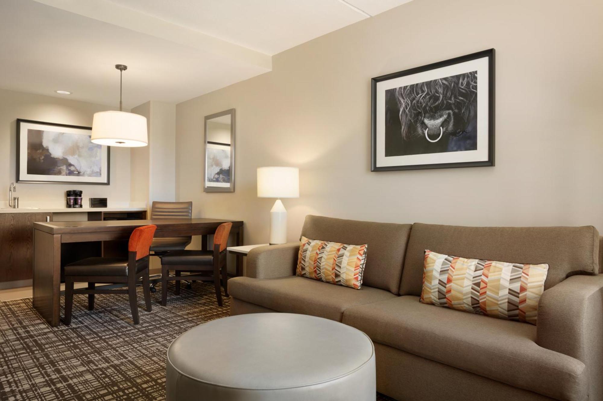 Embassy Suites Oklahoma City Downtown/Medical Center Екстериор снимка